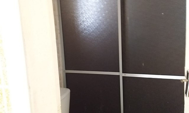 Casa Com 2 Quartos N...