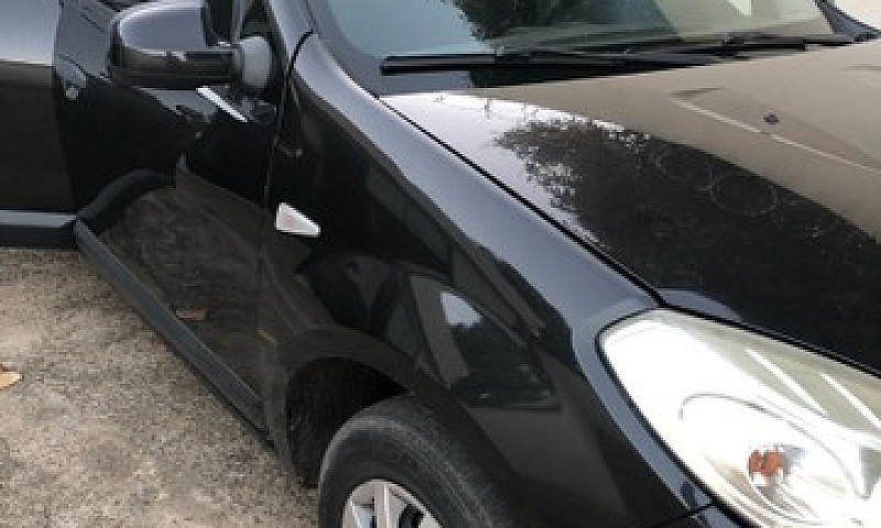 Sandero 2011 1.0 - A...