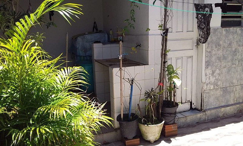 Casa Com 2 Quartos N...