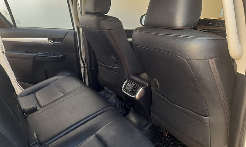 Toyota Hillux Srx 4X...