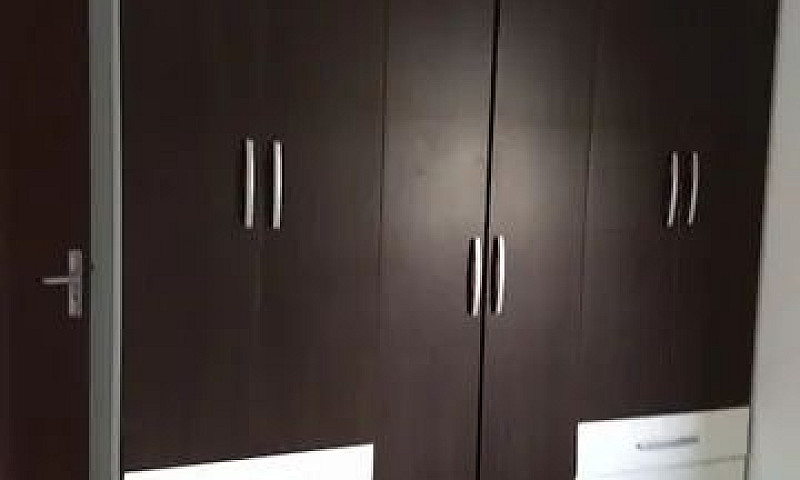 Alugo Casa De Alvena...