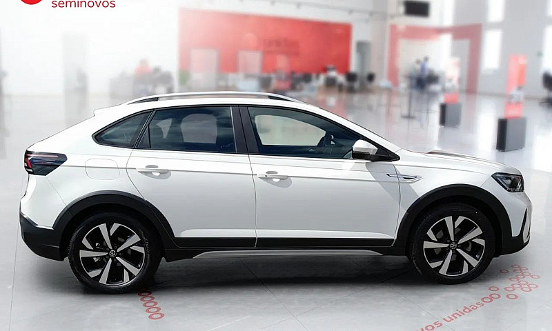 Volkswagen Nivus Hig...