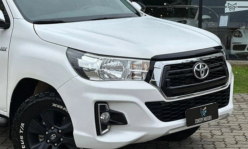 Toyota Hilux Cd Sr 4...