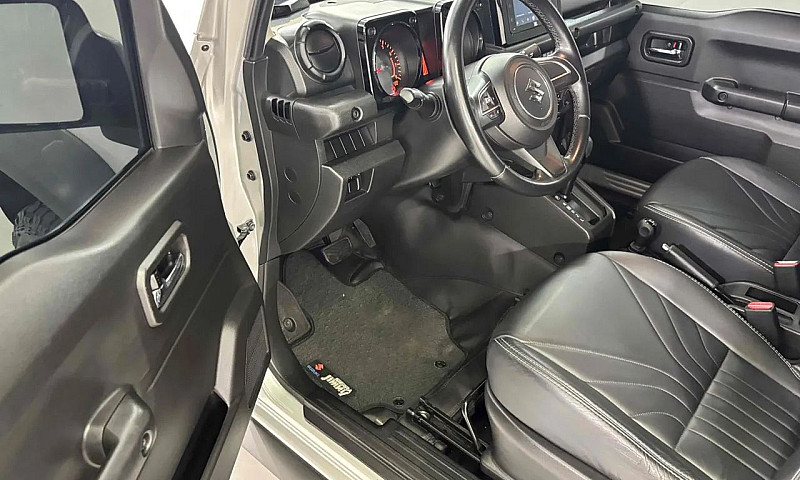 Suzuki Jimny Sierra ...