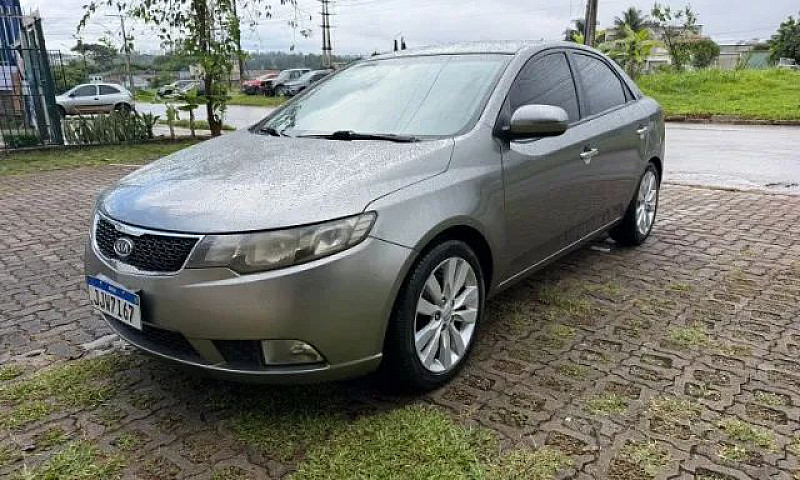 Kia Motors Cerato 1....