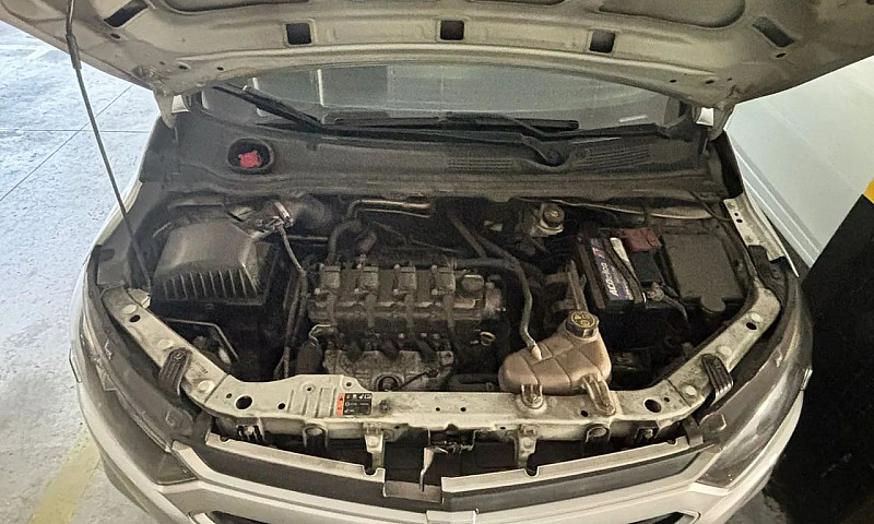 Chevrolet Onix Hatch...