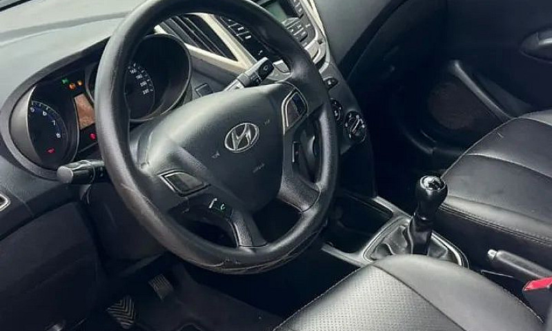 Hyundai Hb20S C.plus...