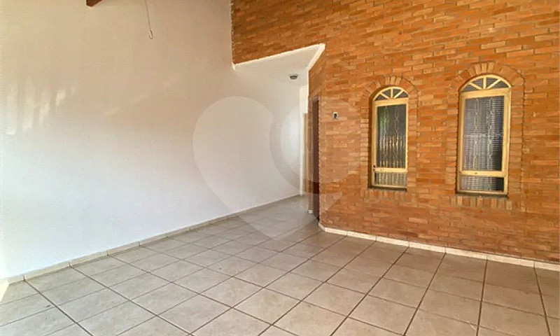 Casa À Venda E Locaç...