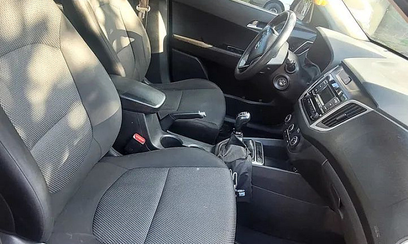 Hyundai Creta Attitu...