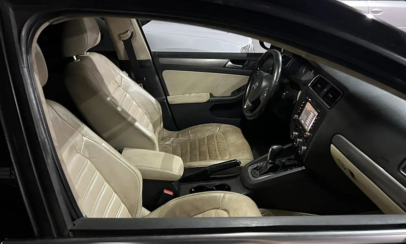 Volkswagen Jetta Hig...