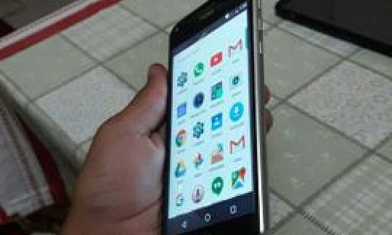 Moto Z Play...
