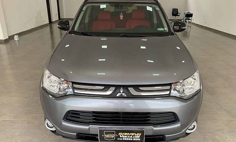 Mitsubishi Outlander...