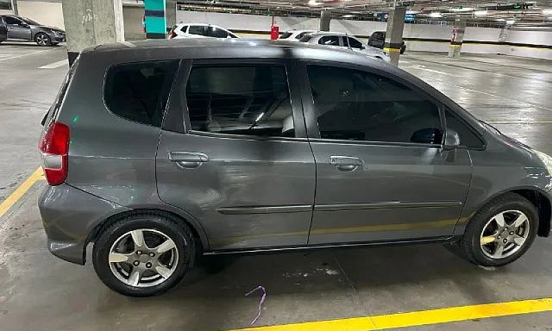 Honda Fit 2008...