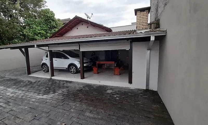 Casa Averbada Costa ...