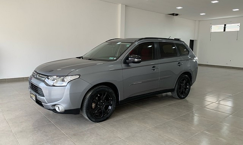 Mitsubishi Outlander...