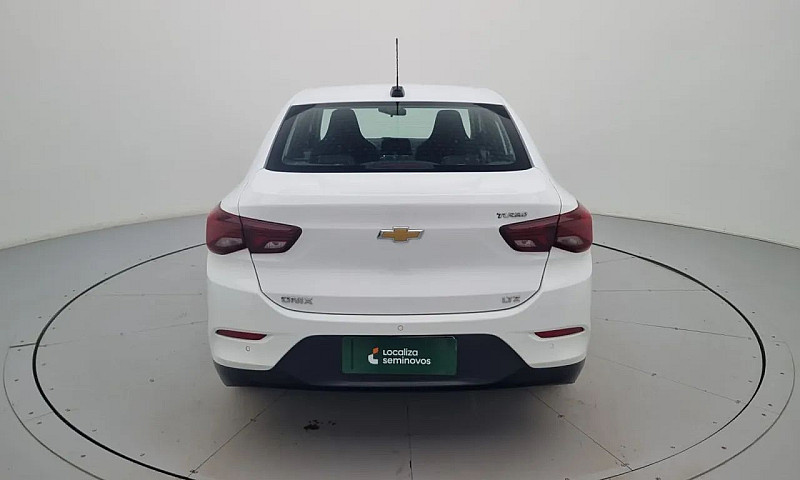 Chevrolet Onix Hatch...