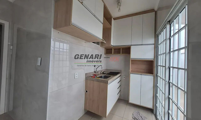 Casa Com 2 Quartos -...