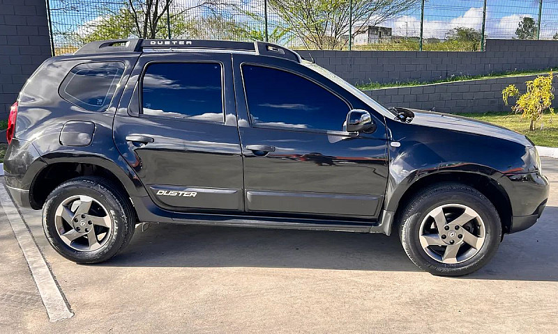 Renault Duster Expre...
