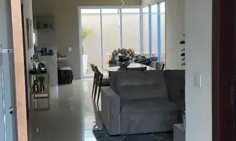 Casa À Venda No Resi...