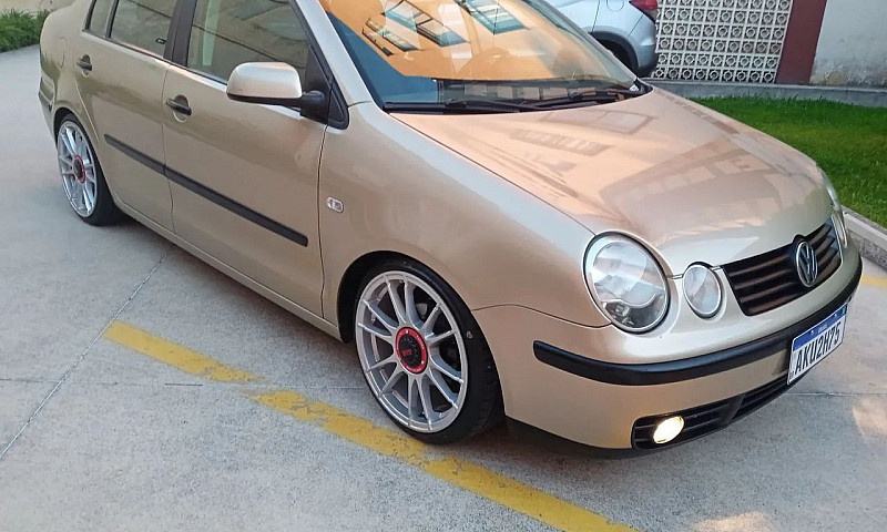 Volkswagen Polo Seda...