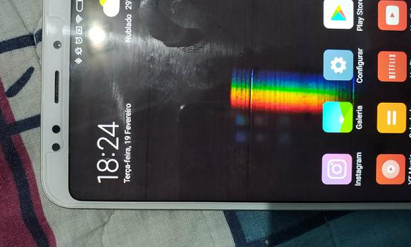 Xiaomi Redmi 5 Plus ...