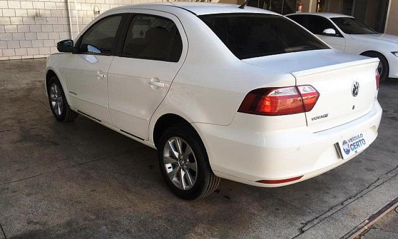 Volkswagen Voyage 20...