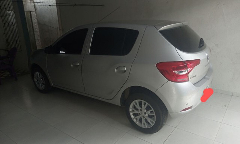 Renault Sandero...