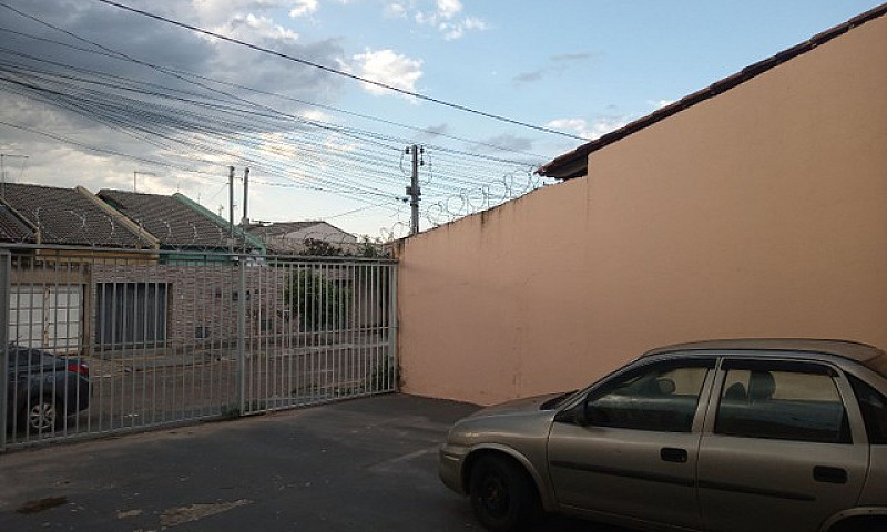 Prédio Com 8 Apartam...