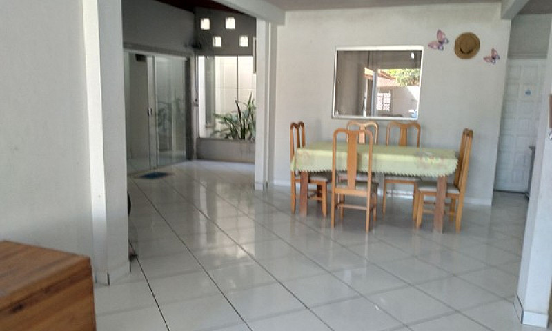 Aluguel Casa Em Guri...