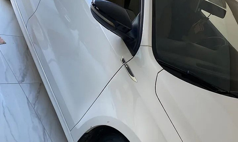 Volkswagen Jetta Com...