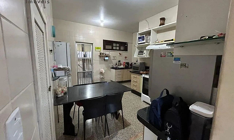 Casa Com 3 Quartos N...