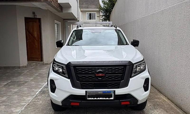 Nissan Frontier Pro4...