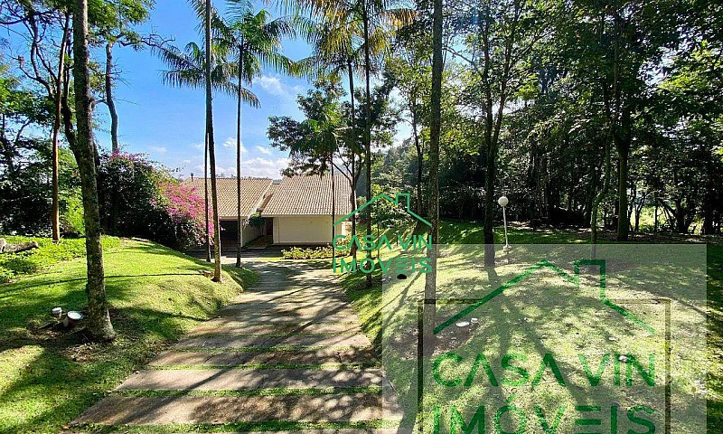Casa Com 3 Dormitóri...