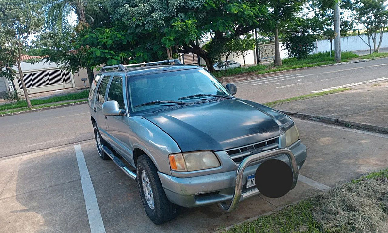 Chevrolet Blazer S10...