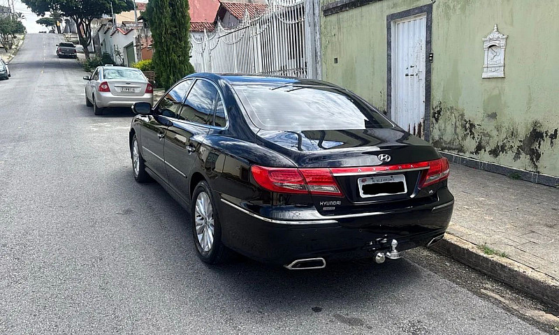 Hyundai Azera Gls 3....