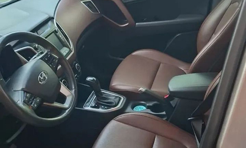 Hyundai Creta Presti...