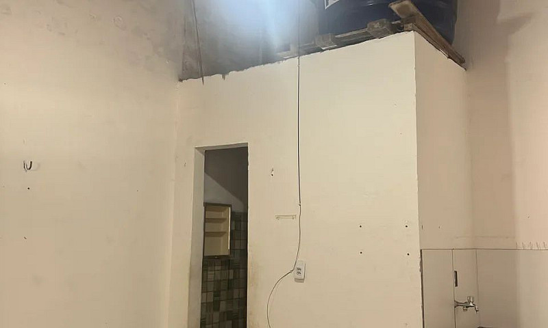 Vendo Essa Casa ...