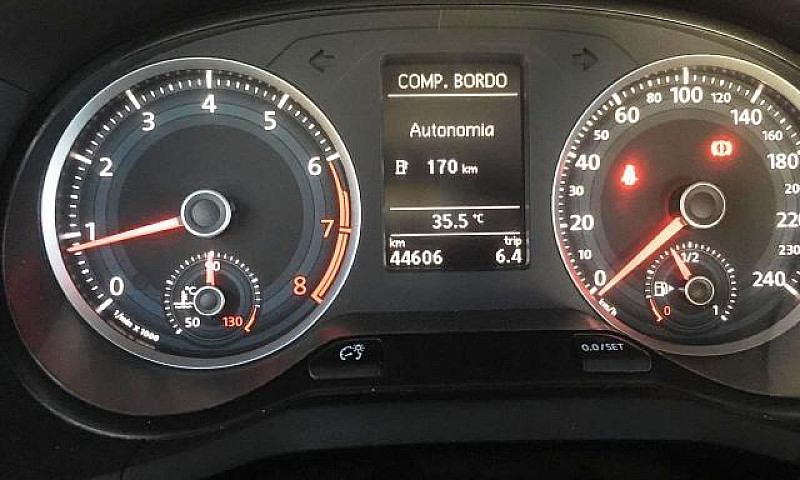 Volkswagen Voyage 20...