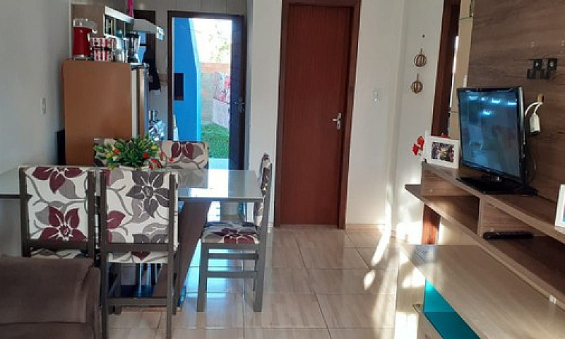 Aluga-Se Casa Nova T...