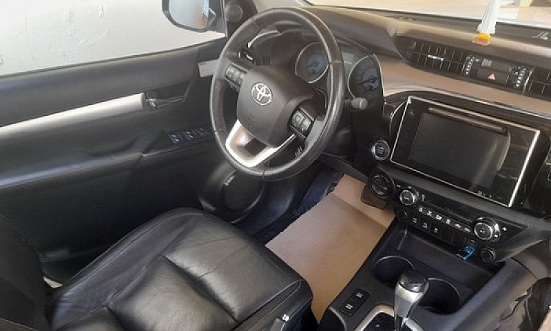 Toyota Hillux Srx 4X...
