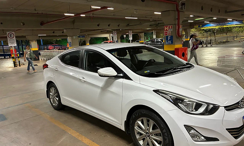 Completão Elantra Gl...