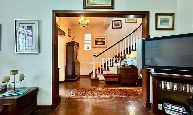 Linda Casa De 280 M²...