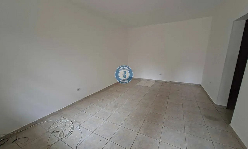 Casa  No  Jardim Com...