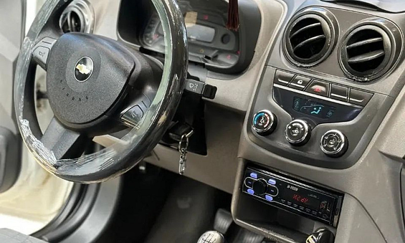 Chevrolet Agile Lt 1...