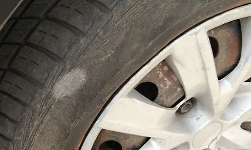 Volkswagen Polo 1.6 ...