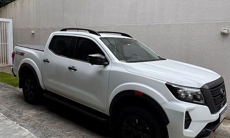 Nissan Frontier Pro4...