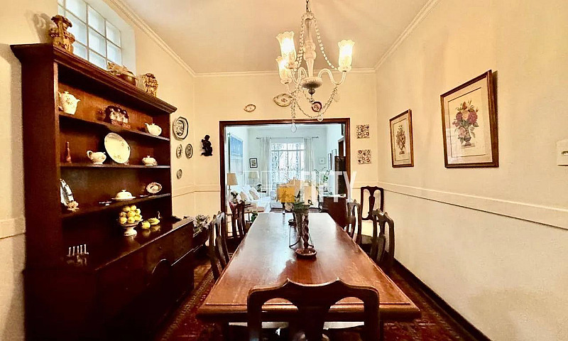 Linda Casa De 280 M²...