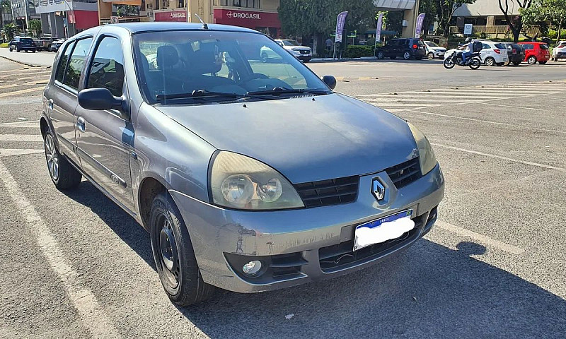 Renault Clio Hi-Flex...