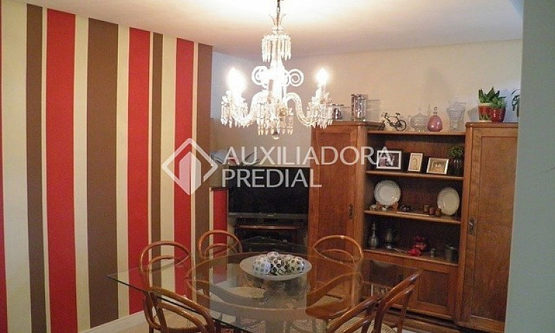 Casa À Venda Com 3 D...