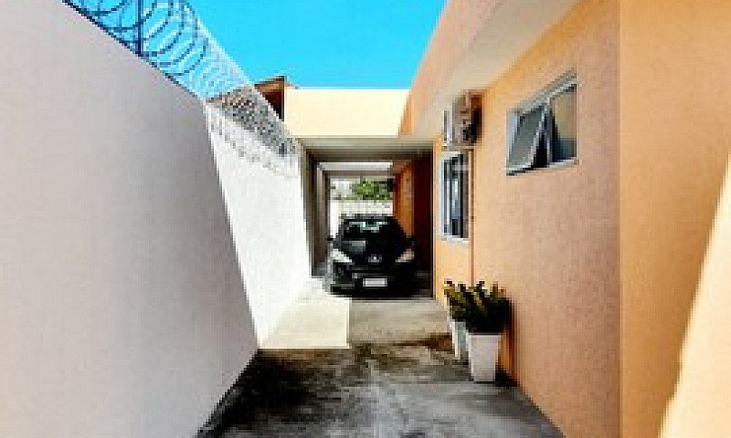 810M² Excelente Casa...